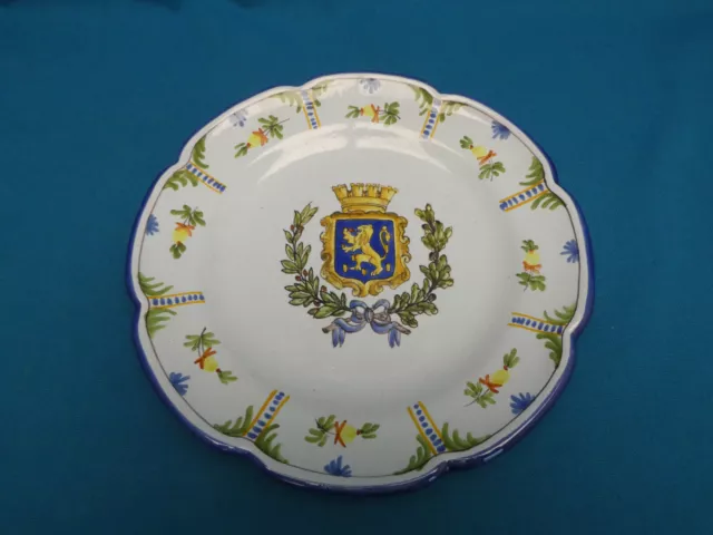 N° 75 / Nevers Georges Noeuds Verts Assiette Faience Blason