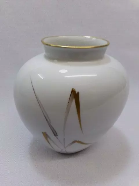 Heinrich Selb -1 sehr  elegante  Vase Manufaktur Chiemsee-handgemalt Goldgräser