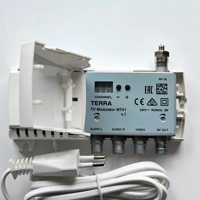 AV to RF Modulator TERRA MT41 UHF