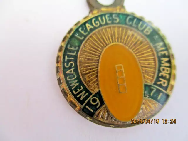 1971 Newcastle Leagues Club Members # 1417 Badge / Fob Mal Woolford