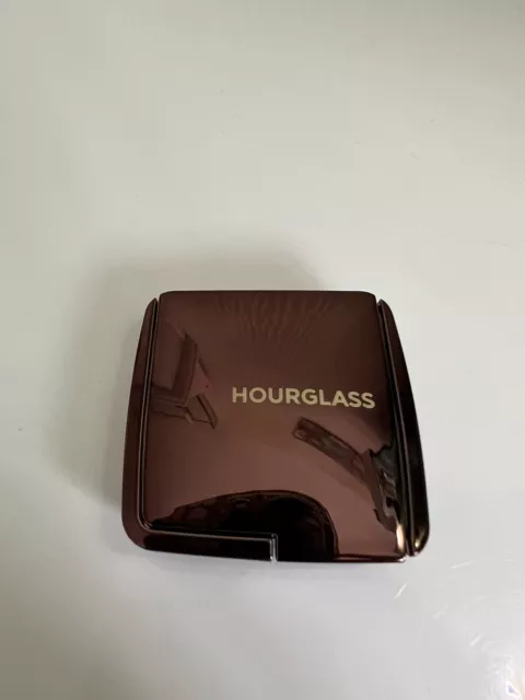 hourglass diffused light Ambient Powder New