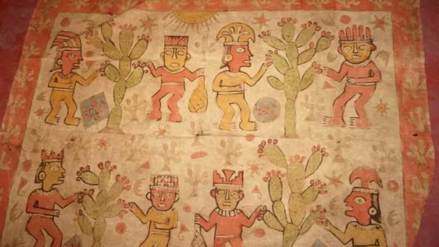 Peruvian Pre columbian style Paracas textil blanket 2