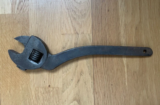 Ancienne Petite Clé À Molette PREFER sacoche Outils Vélo Ancien Bici