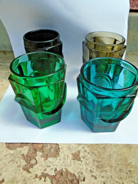 30180 4 Pressglas Becher Art Deco Grün Violett braun pressed glass cup green
