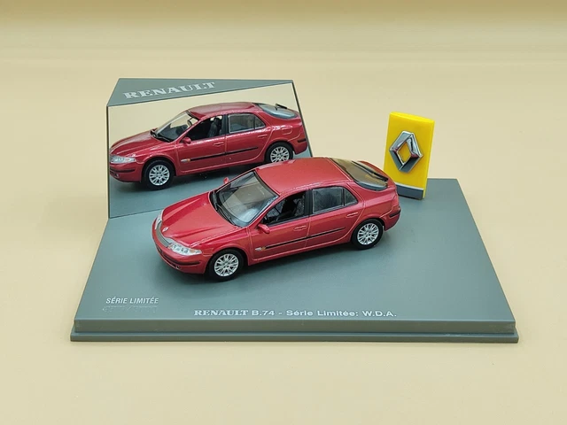 Coffret Universal Hobbies 1/43 – Renault Laguna II (Berline + Break) – Occasion (défauts Peinture)