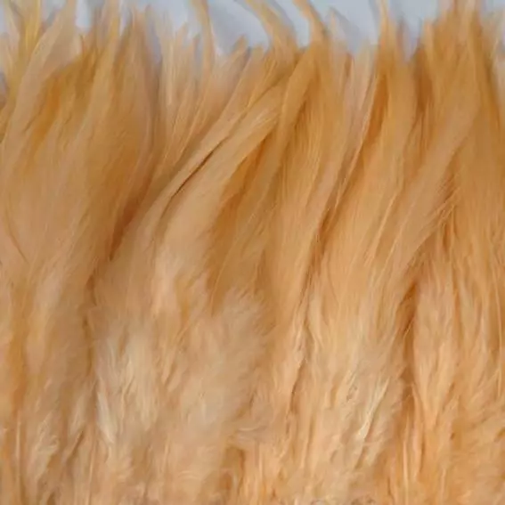 Hackle Saddle Rooster Feather Strung per 10cm - Peach