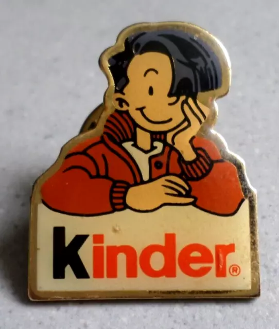 Pin's KINDER / chocolate surprise chocolat enfant children boy