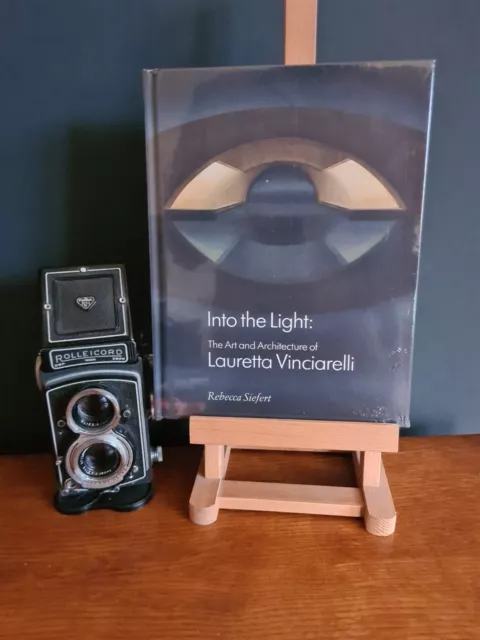 Into the Light - 9781848224124 The Art and Architecture of Lauretta Vinciarelli