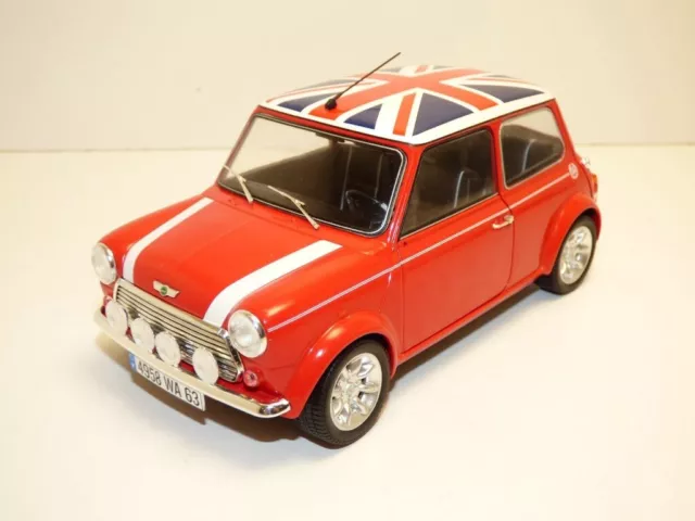 MINI COOPER 1300 rouge Fire UNION JACK 1/18 1997 1.3i