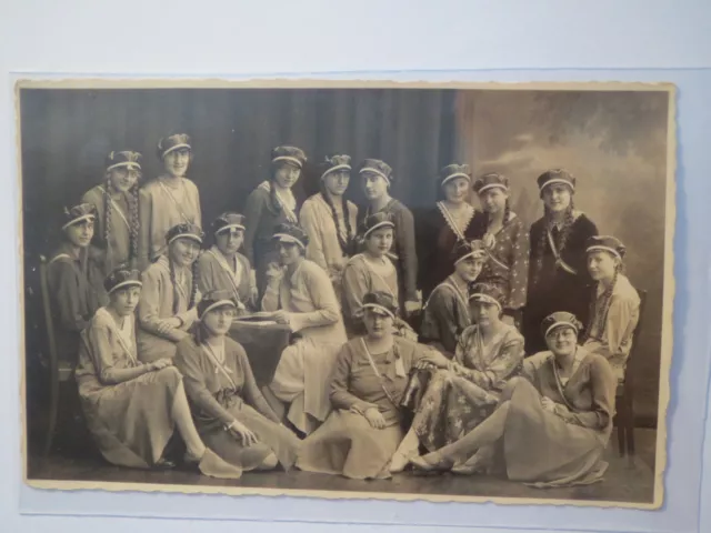 Augsburg Absolvia 1930 Englisches Institut - Frauen in Couleur / Foto Studentika