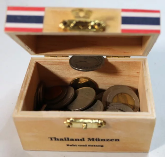 Lustiges Geldgeschenk Holzbox mit alten Thailand Münzen. Schöne Überraschung