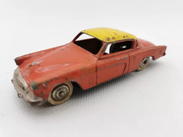 DINKY TOYS 1/43 ème STUDEBAKER COMMANDER