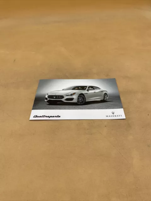 2016 Maserati Quattroporte Original Dealer Foldout Sales Brochure Catalog