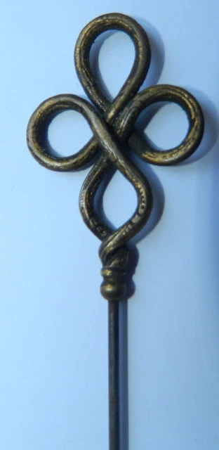 Belle Broche Vintage Début 1900, Argentée, Occasion – Un Bijou à L'histoire Unique