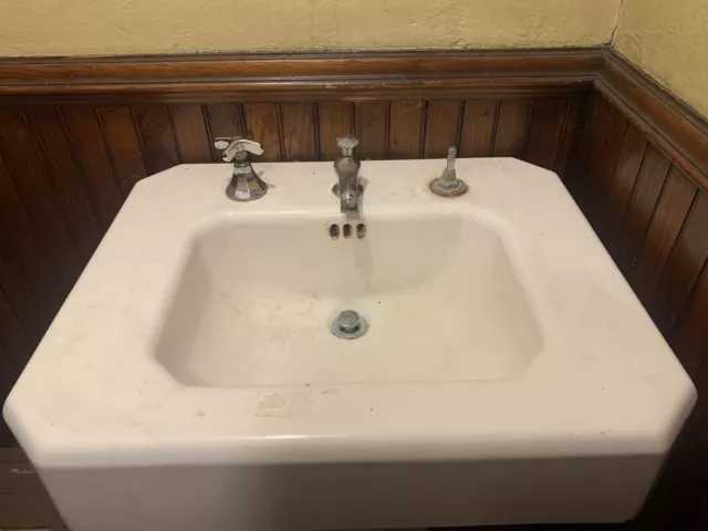Early Era 1900’s Cast Iron Antique Vintage Kohler Pedestal Bathroom Sink