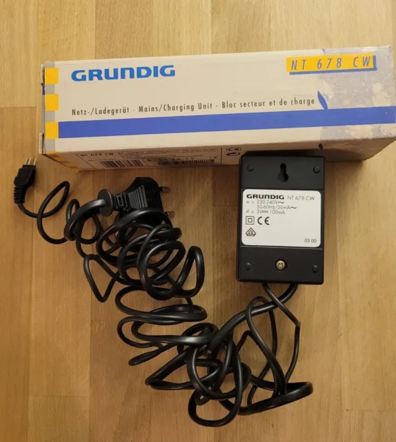 Original GRUNDIG NT 678 CW Netzteil Ladegerät für Grundig Handdiktiergeräte