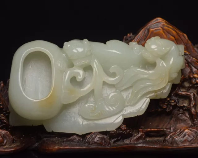 Chinese Exquisite Handmade Brave Troops Carving Hetian Jade Statue Brush Washer