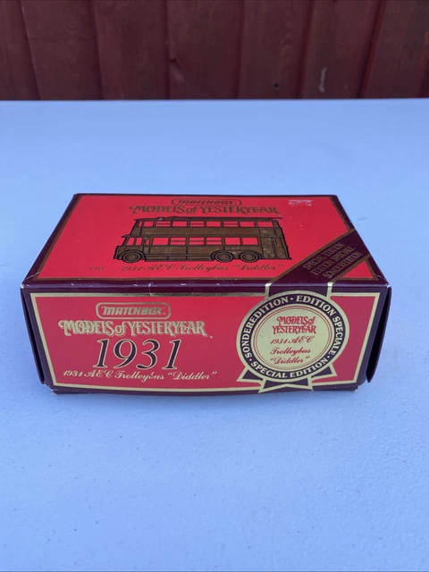 Matchbox Y10 - 1931 AEC Trolleybus 'Diddler' - Miniature Collection