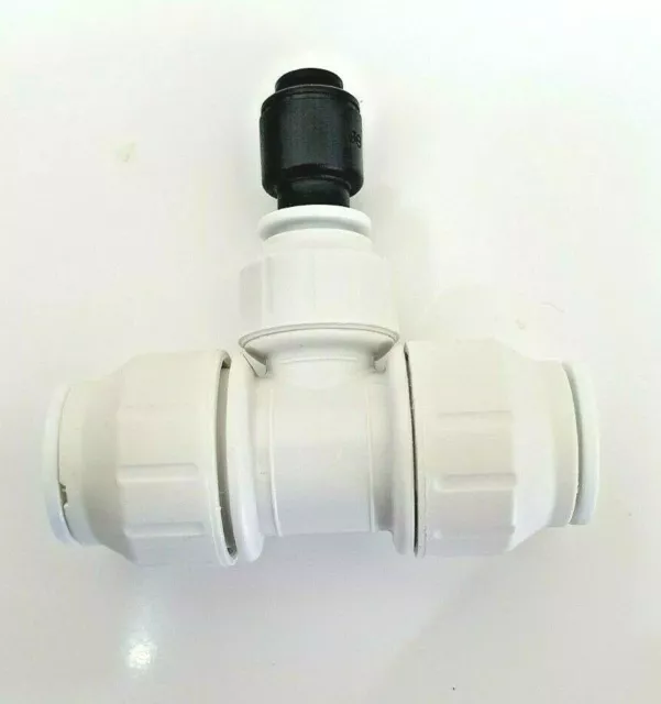 American Fridge Pipe Connector with 15mm Tee push fit to 6mm push fit adapter