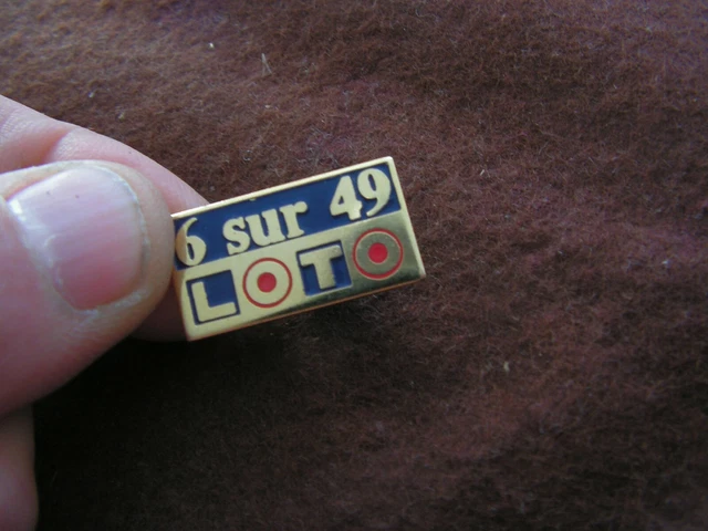 LOT PIN'S LA FRANCAISE DES JEUX LOTO TACOTAC MILLIONNAIRE