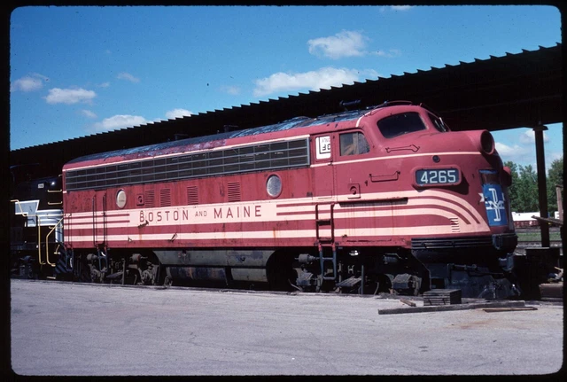 Original Rail Slide - BM Boston & Maine 4265 DeWitt NY 9-12-1991