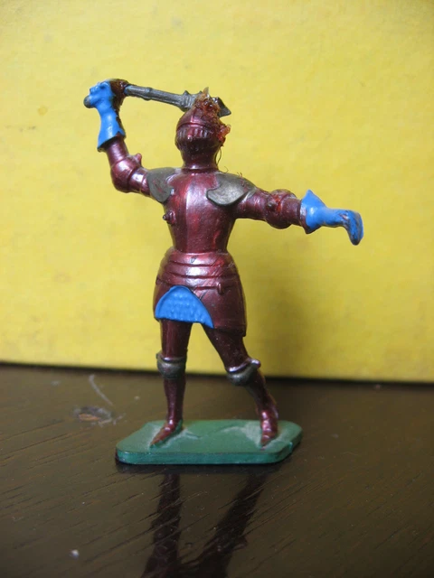 STARLUX moyen age (ref 6016) homme d'arme avec fléau boite