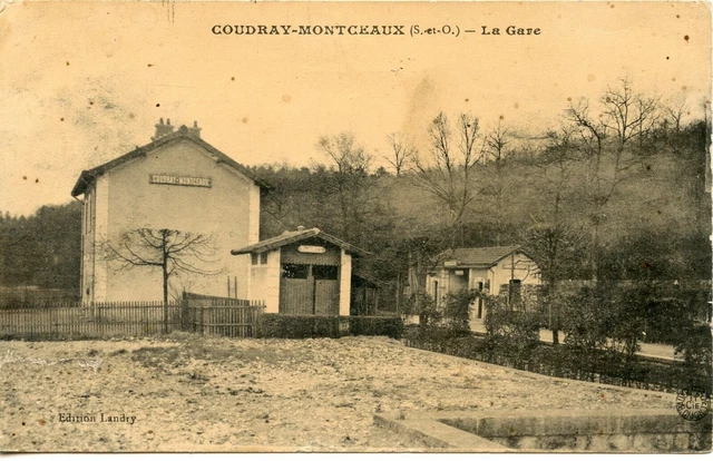 Postcard / Carte Postale / Coudray Montceaux La Gare