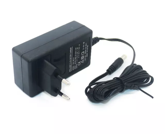 Chargeur de Batterie Ni-MH Ni-Cd 2.4v 3.6 4.8v 6v 7.2v 8.4v 9.6v 12v 14.4v 18v