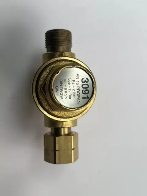 Sievert Fixed 2 Bar Regulator 309122 2