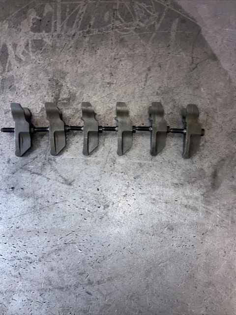 International Maxxforce DT injector clamps 2007-2013