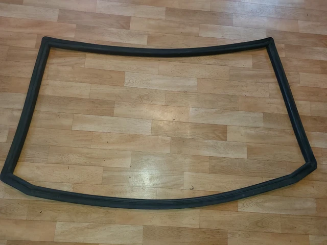 Rear Left Door Seal For Mercedes-Benz W201 190 190E 190D Seal Frame