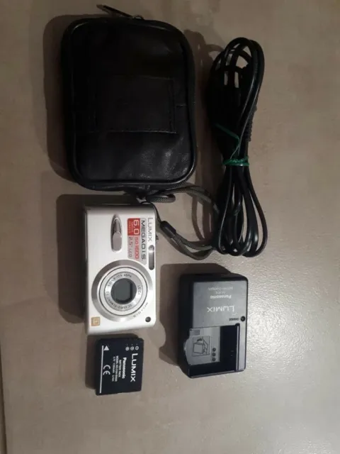 Fotocamera Panasonic Lumix  DMC-FX3 MEGAO.I.S-ISO1600 2.5"LCD-6.0MegaPixel