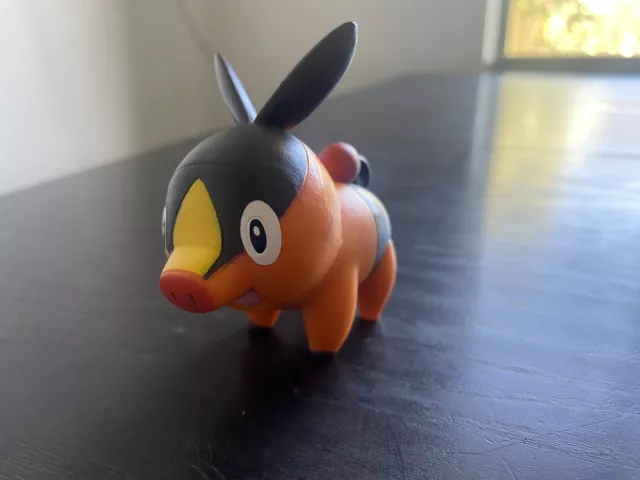 2011 Jakks Pokemon Tepig Figure