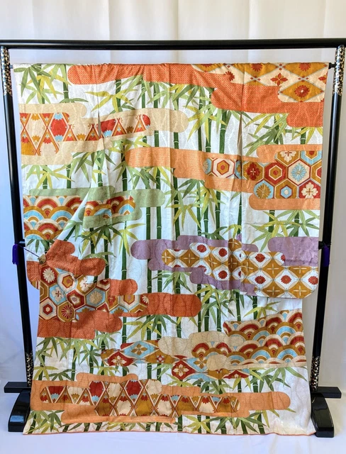 Vintage Japanese kimono - Furisode Kimono robe