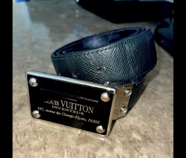 Louis Vuitton LV Reversible belt eclipse new Grey Leather ref.554803 - Joli  Closet