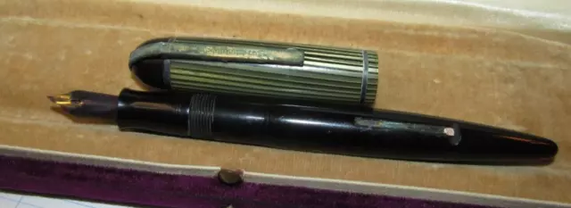 VTG 1940's Eversharp Skyline Fountain Pen STRIPED CAP, 14K Gold Nib