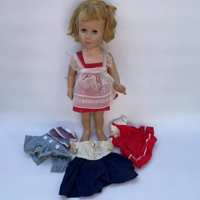Original 1960’s Blonde Chatty Cathy W/ Blue eyes (READ DESCRIPTION)