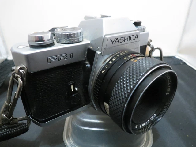 Yashica MF1 Lavanda – Fotocamera 35mm Ricaricabile Con Pellicola Inclusa, Batteria E Cinghia, Stile Retrò E Sostenibile - 3