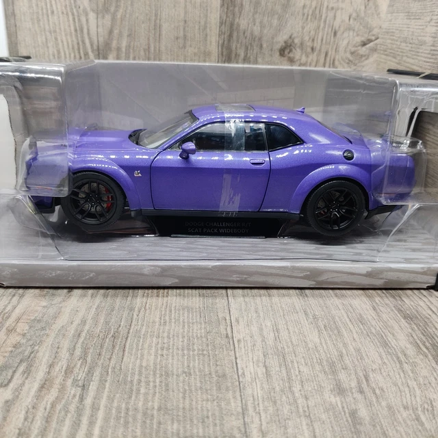 Voiture Solido Dodge Challenger Rt-Plum Crazy Widebody 2020 1:18 S1805705 Neuf.b