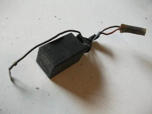 Relais De Clignotants Neuf Pour Kawasaki KLE 500 (1991-2000) – Pièce De Remplacement Directe !