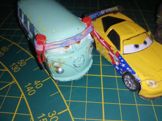 lot de  voitures cars disney pixar  mattel metal  d occasion 3