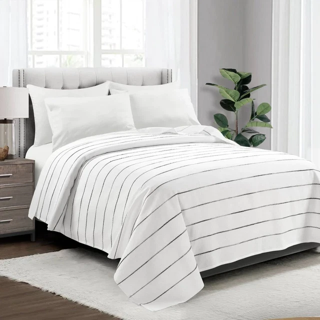 Ombre Stripe Yarn Dyed Cotton Single Coverlet - Lush Décor Size King/California
