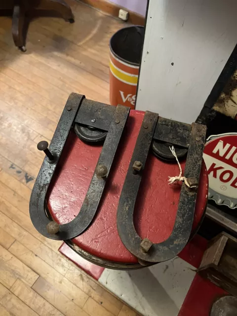 Antique NOS New Horseshoe U Shaped cast iron Barn Door Rollers Hangers Pair Set