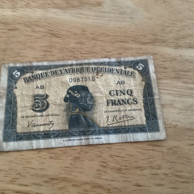 West African 1942 Collectable Bank Note 5 Francs