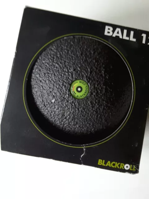 BLACKROLL® BALL 12 cm, Massageball für Faszien und Muskeln