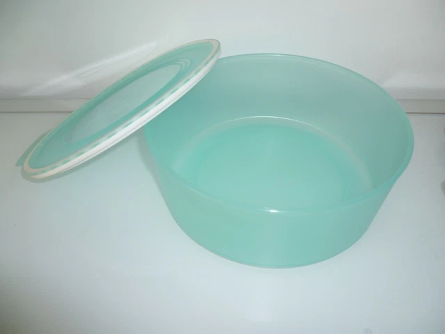 Boîte Ronde Gigogne Tupperware – Présentoir D’occasion En Bon état