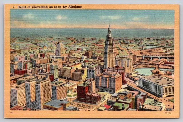 Aerial Heart of Cleveland  Ohio Airplane  Vintage Postcard unposted  linen (t18)
