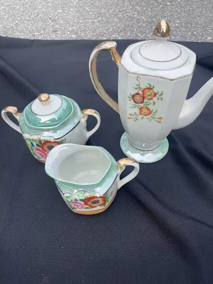 Hotta Yu Shoten & Co Teapot + Sugar Cup And Saucer Hand painted Flower Design