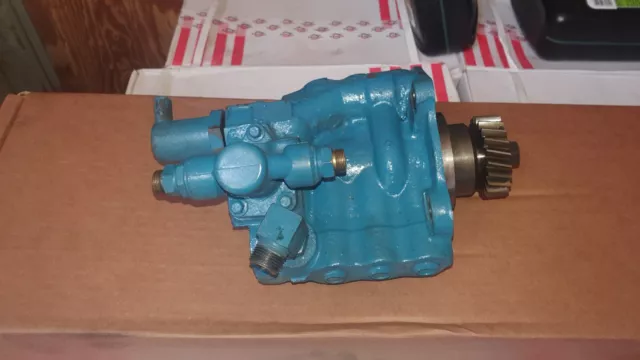 DT466 HI Pressure Oil Pump (P# 1842423C91) 2