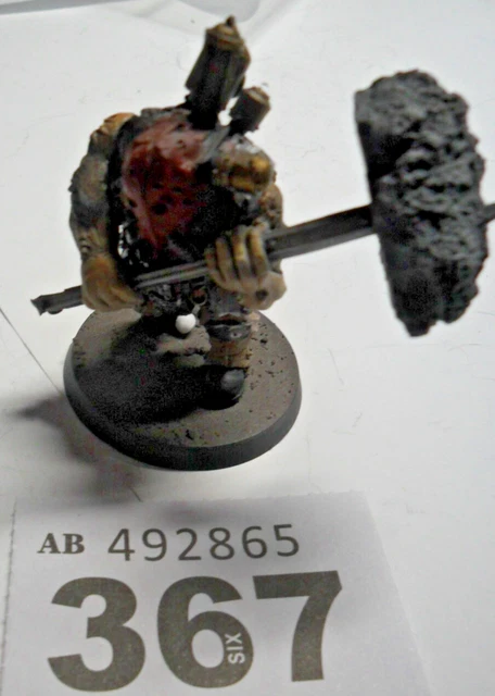 Forge World Renégat Ogryn Berserker Chaos – Warhammer 40K – Figurine Peinte Avec Pioche